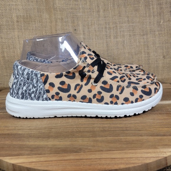Hey Dude Shoes - Hey Dude Wendy Funk Women's Size‎ 5 Cheetah Collage Slip On Shoes Animal Print